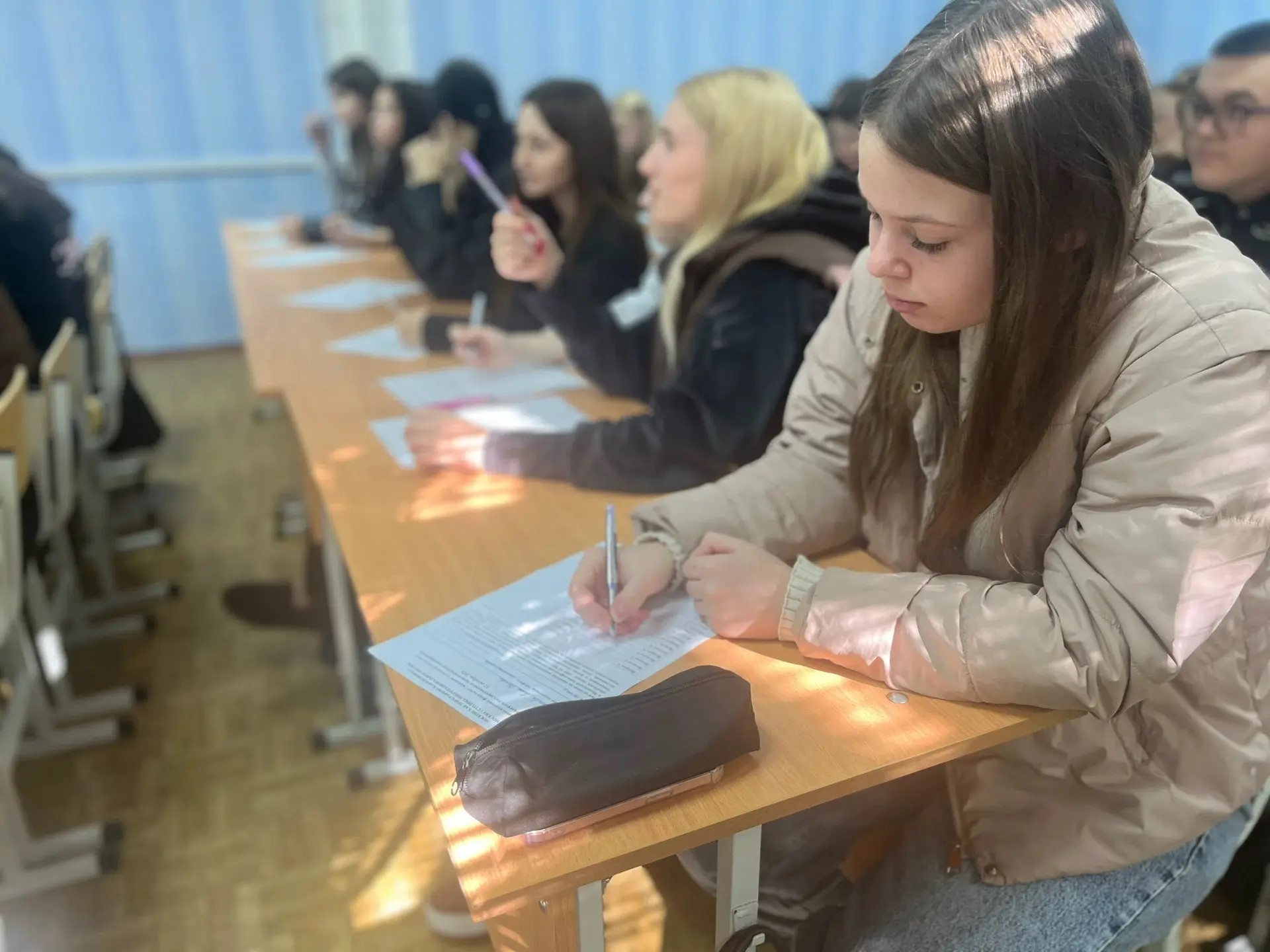 Подробнее о статье Студенты Ровеньковского колледжа ЛГПУ погрузились в мир этнокультурного многообразия России
